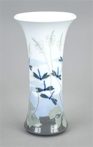 Rare Art Nouveau vase in pâte-sur-pât