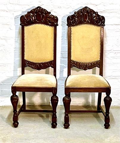 Two chairs from around 1920, 125 x 50