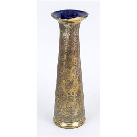 Brass vase with fixed glass ins