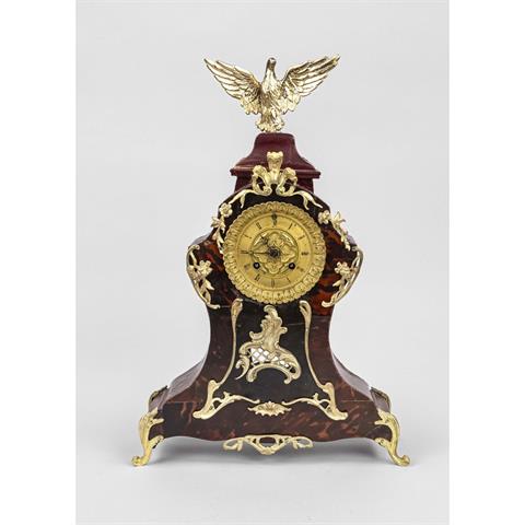 Table clock with red wood, the