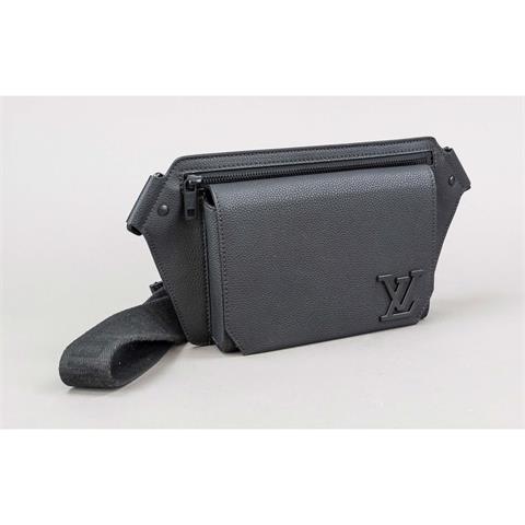Louis Vuitton, Black Calfskin A