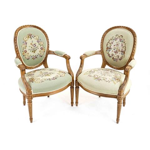 Pair of armchairs in Louis-Seiz