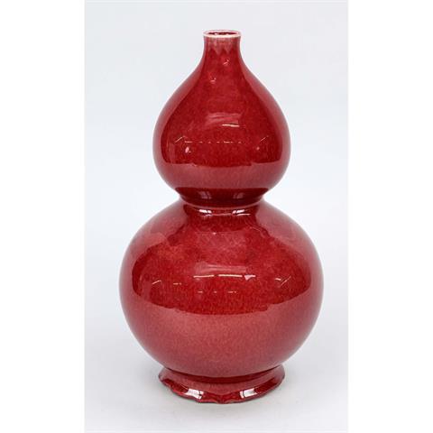 Monochrome Doppelkürbis Vase, C