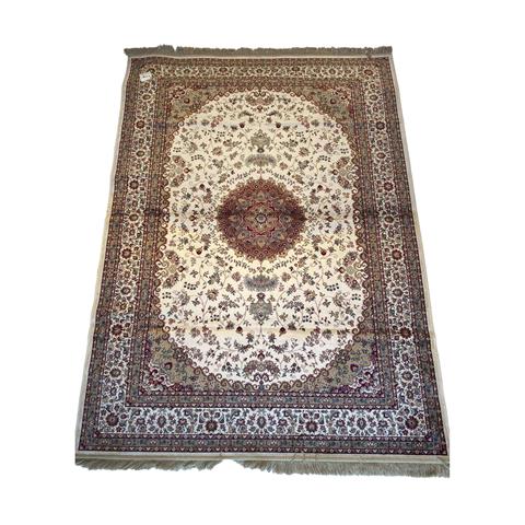Carpet, Isfahan, silk, machine,
